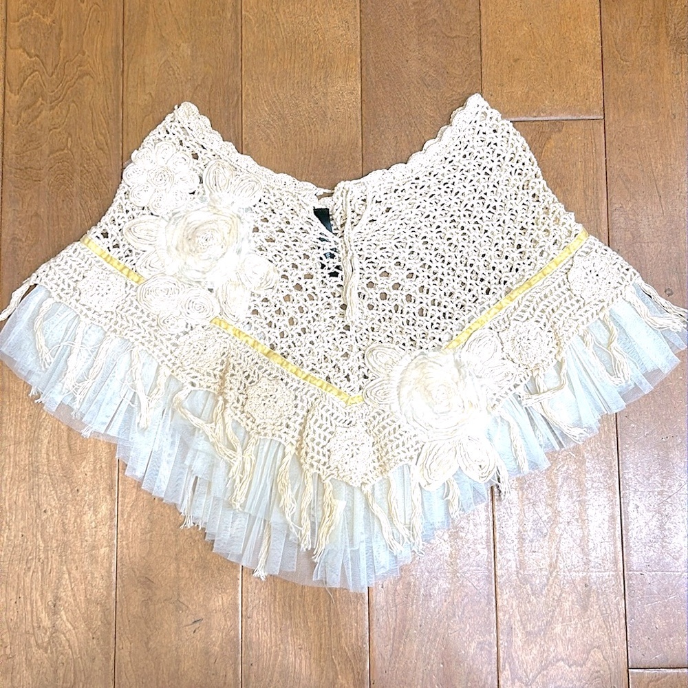 Boho Crochet Poncho Shawl NWT 97% Cotton